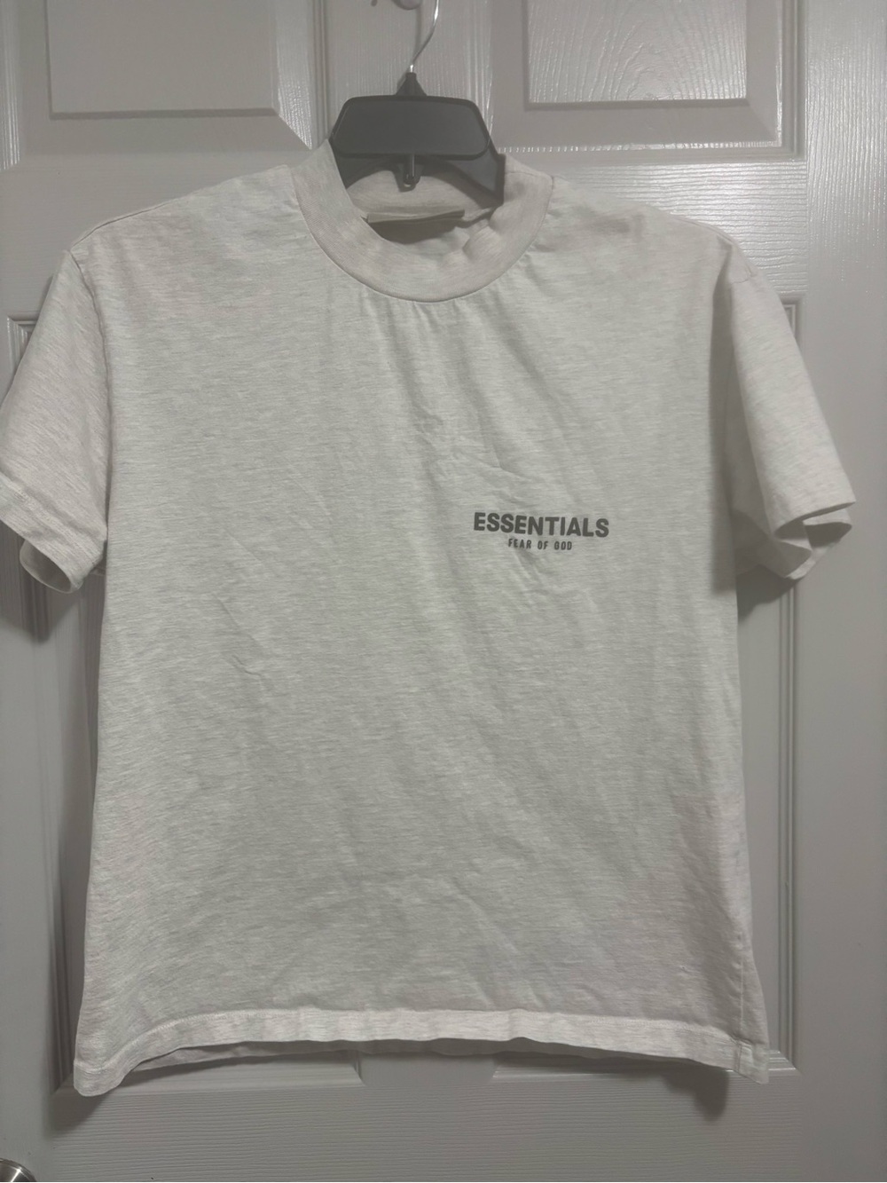 Fear Of God Essentials Short-Sleeve Tee Light Heather Oatmeal Size XS